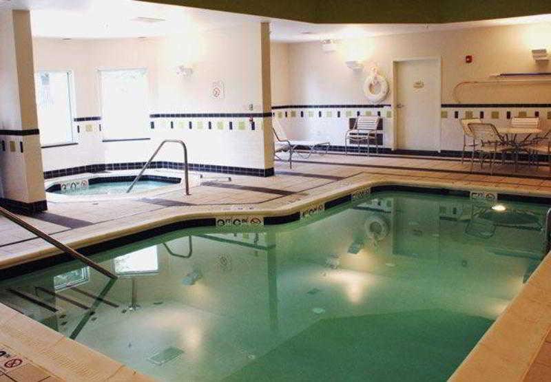Fairfield Inn And Suites By Marriott Strasburg Shenandoah Valley Екстер'єр фото
